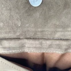 Kopen π Goedkoopste π₯° Merkloos Dames Polstas Suède Leer - Bruine Damestas Met Handgeborduurd Bloemenpatroon In Oranje - Riemtasje π π 9 Kopen π Goedkoopste π₯° Merkloos Dames Polstas Suède Leer - Bruine Damestas Met Handgeborduurd Bloemenpatroon In Oranje - Riemtasje π π -Tassen-dames Winkel 546x840 5