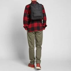 Korting ๐ Gloednieuw โค๏ธ Fjallraven Fjällräven Re-Kånken Unisex Rugzak - Black โ๏ธ ๐ 17 Korting ๐ Gloednieuw โค๏ธ Fjallraven Fjällräven Re-Kånken Unisex Rugzak - Black โ๏ธ ๐ -Tassen-dames Winkel 550x550 240