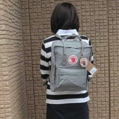 Korting 🧨 Promo 🌟 Fjallraven Fjällräven Kånken Unisex Rugzak - Fog 🔥 🎁 -Tassen-dames Winkel 550x550 633