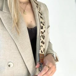 Begroting ❤️ Beste deal ❤️ Micmacbags Wildlife Schouderband - Wild Leopard ✔️ 🧨 37 Begroting ❤️ Beste deal ❤️ Micmacbags Wildlife Schouderband - Wild Leopard ✔️ 🧨 -Tassen-dames Winkel 550x733 47