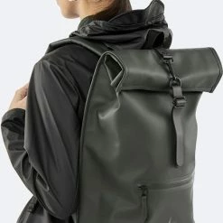 Promo ⭐ Goedkoopste ⌛ Rains Rolltop Rugzak 13 Liter - Groen ⌛ ✨ -Tassen-dames Winkel 550x813 11