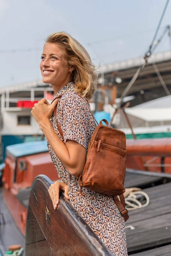 Hete verkoop ๐ Beste Pirce ๐ฏ Bear Design Rugtas / Rugzak / Schooltas - Cow Lavato - 6 Liter - Leer - Cognac โค๏ธ โ๏ธ 10 Hete verkoop ๐ Beste Pirce ๐ฏ Bear Design Rugtas / Rugzak / Schooltas - Cow Lavato - 6 Liter - Leer - Cognac โค๏ธ โ๏ธ - Afbeelding 8